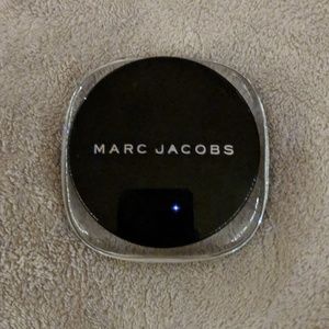 Marc Jacobs Marvelous Mousse Foundation